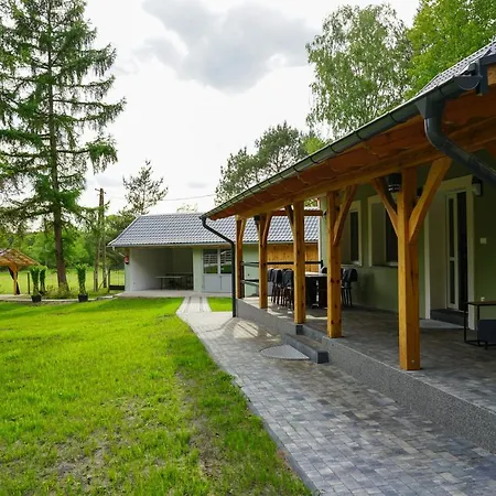 Semesterbostad Plener Miedzichowo